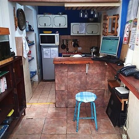 Blue House Backpackers Hostel 利马 外观 照片